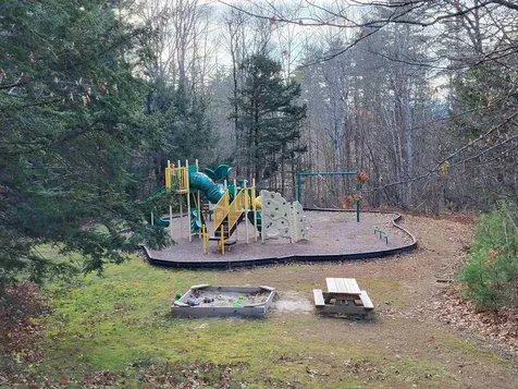 12 Seasons At Attitash Road Bartlett NH 03812