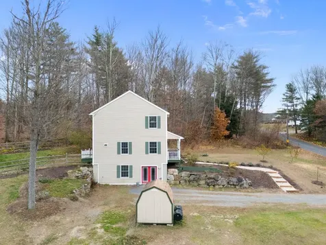 7 Hammond Road Charlestown NH 03603