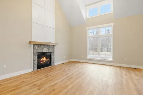 276 Sterling Drive Laconia NH 03246