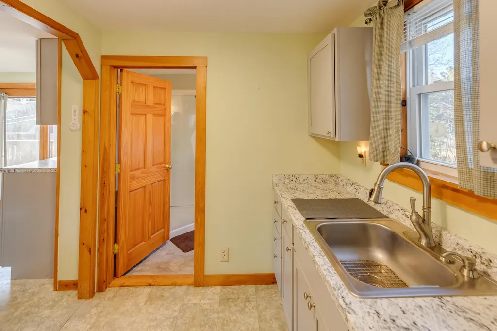 59 Parker Road Carroll NH 03598