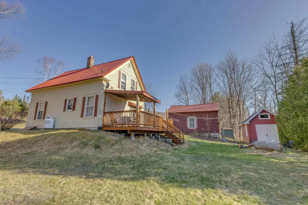 59 Parker Road Carroll NH 03598
