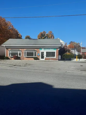 4-6 Western Avenue Henniker NH 03242