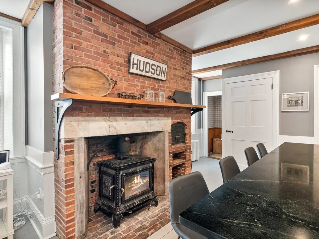 8053 Vt Route 125 Bridport VT 05734