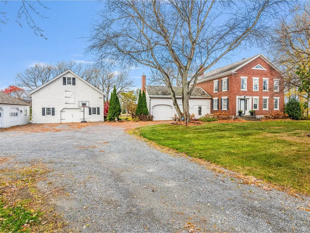 8053 Vt Route 125 Bridport VT 05734