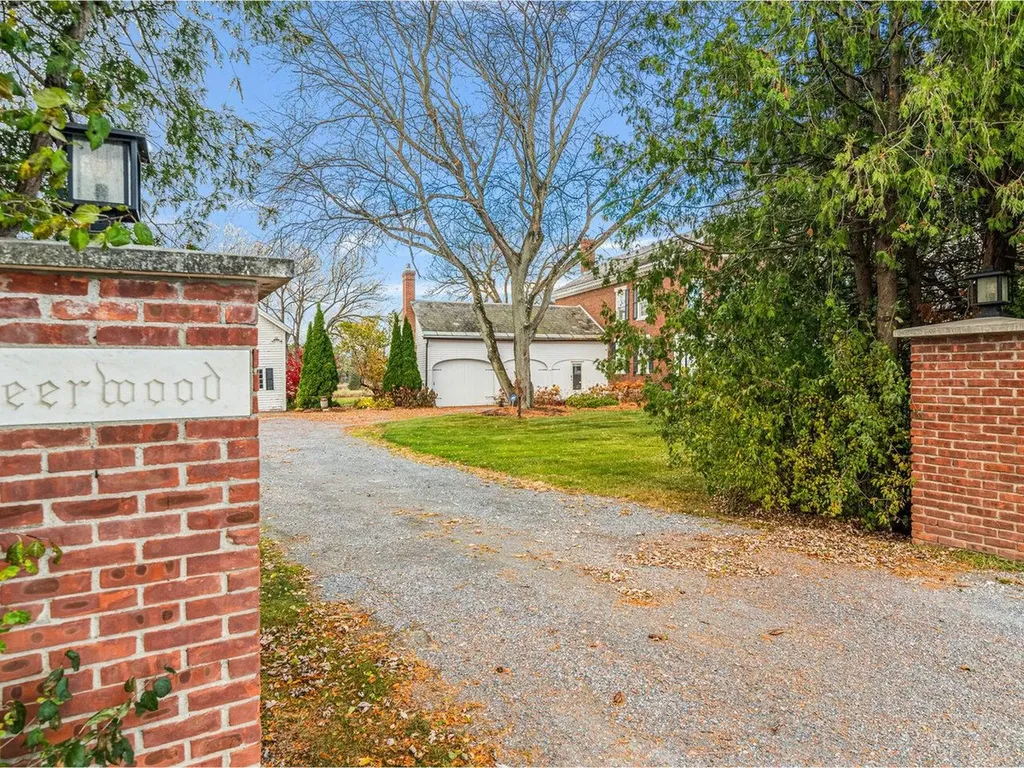 8053 Vt Route 125 Bridport VT 05734