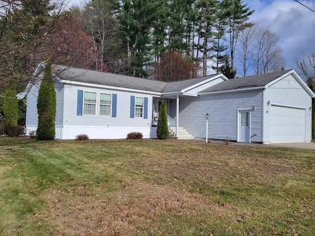 27 Northbrook Road Tilton NH 03276