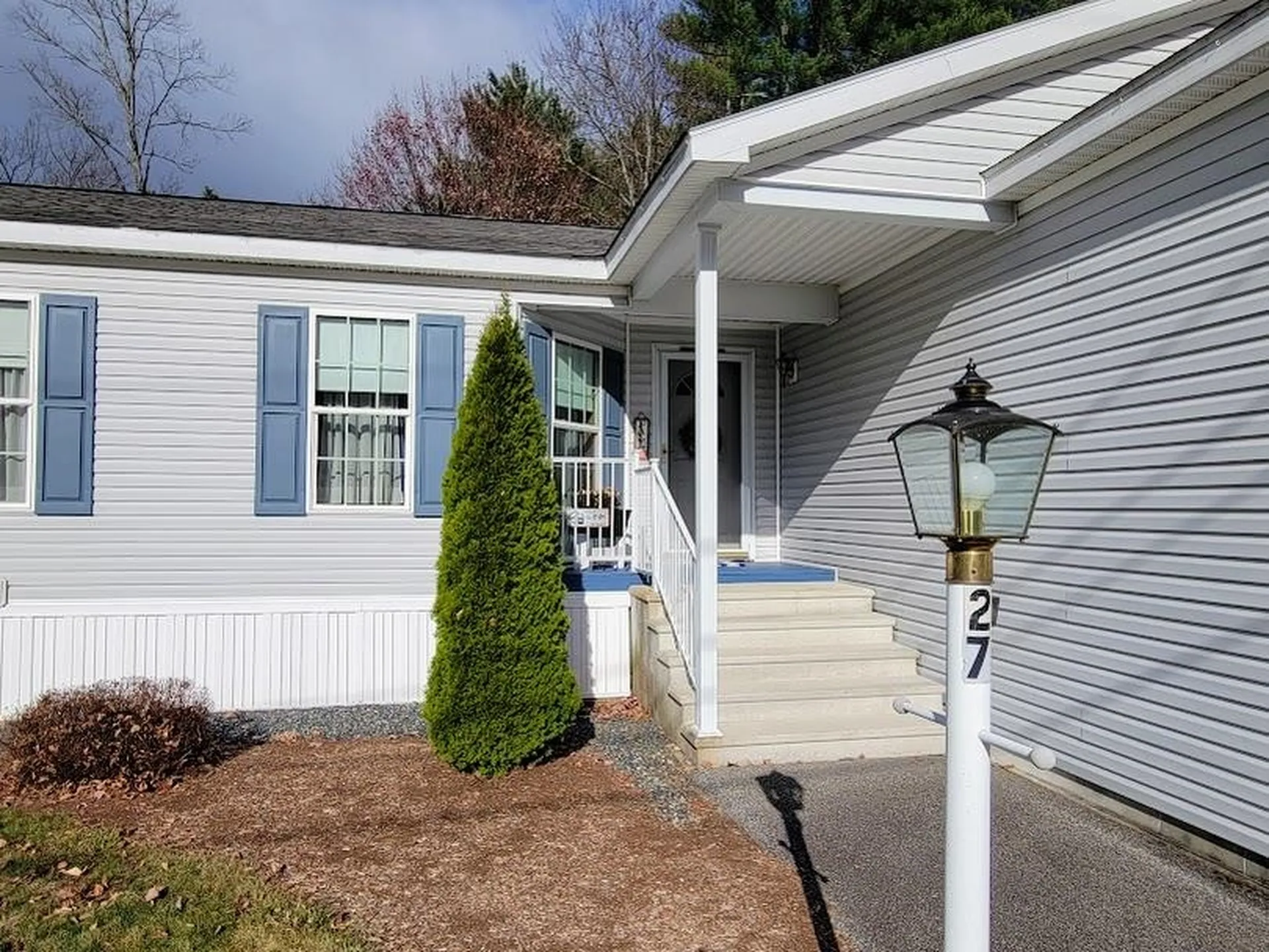 27 Northbrook Road Tilton NH 03276
