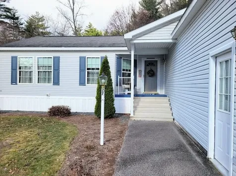 27 Northbrook Road Tilton NH 03276