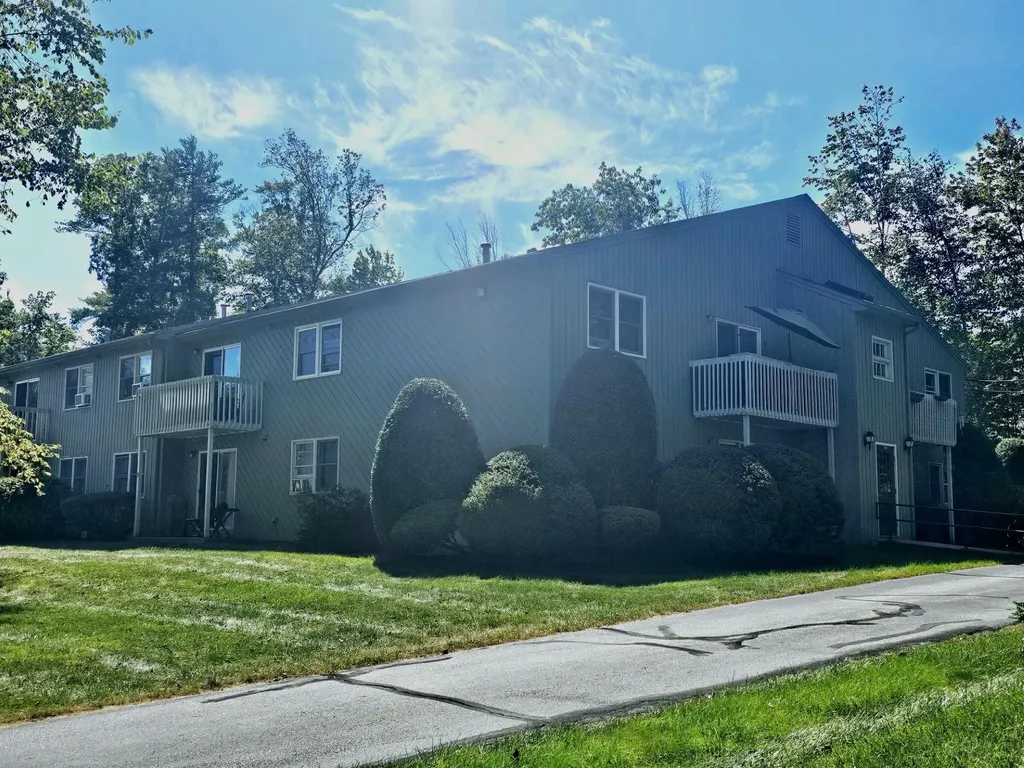 22 Ponemah Hill Road Milford NH 03055
