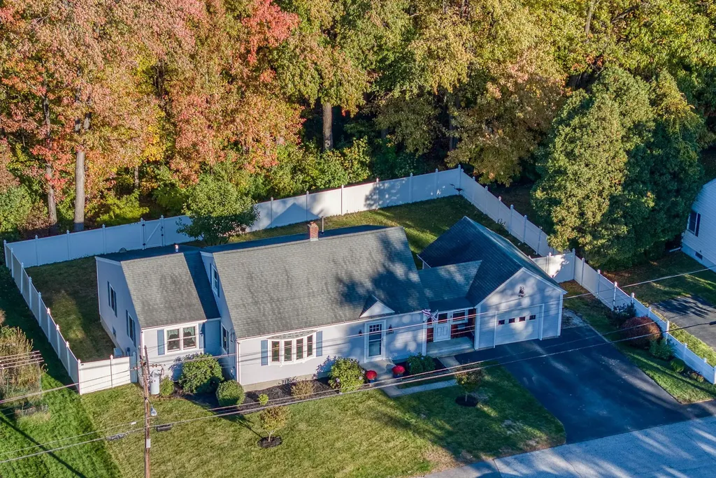 89 Lovering Street Manchester NH 03109