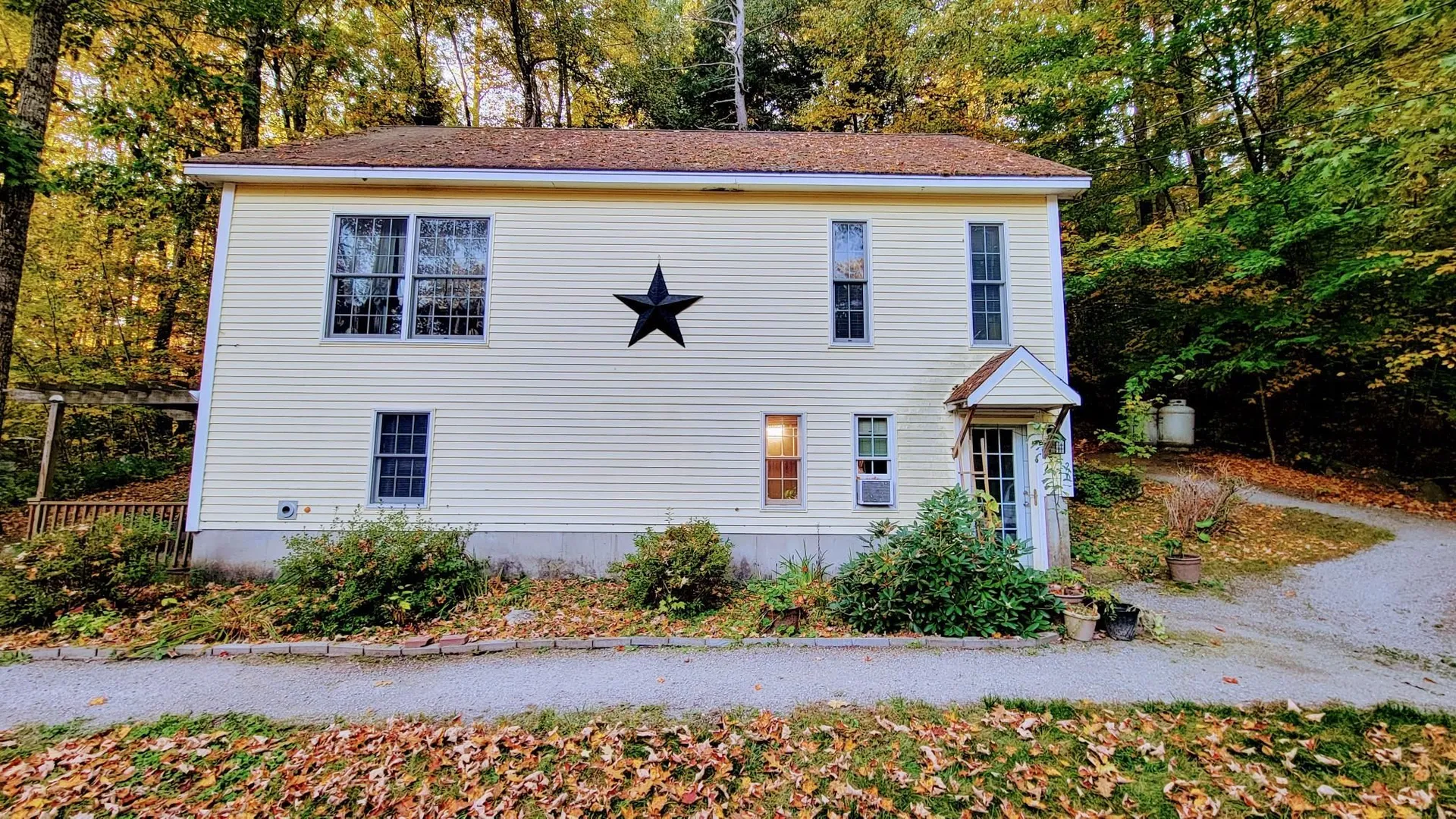 26 Pine Glen Road Hillsborough NH 03244