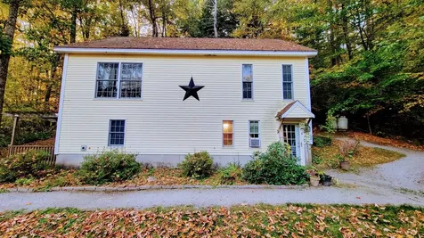 26 Pine Glen Road Hillsborough NH 03244