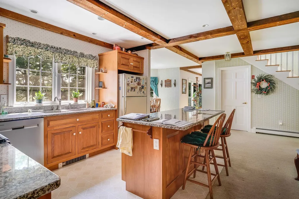 112 Mendums Landing Road Barrington NH 03825