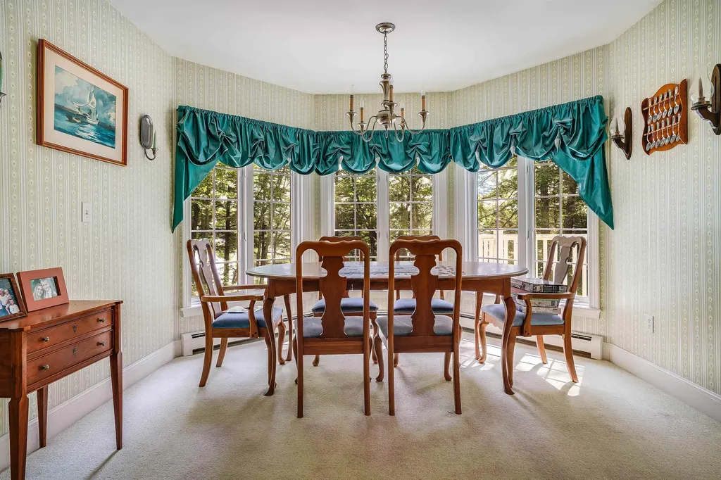 112 Mendums Landing Road Barrington NH 03825