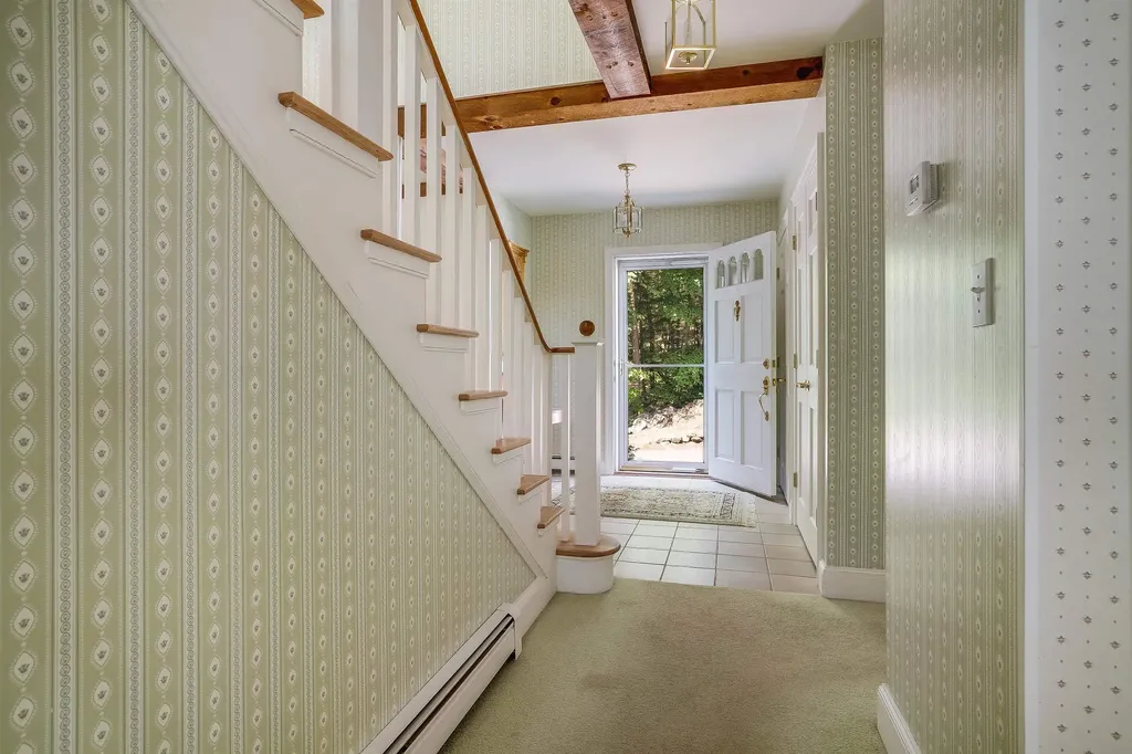 112 Mendums Landing Road Barrington NH 03825