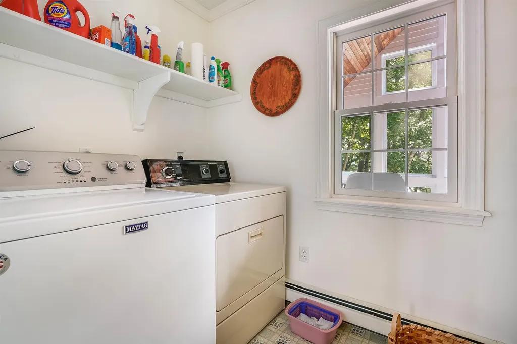 112 Mendums Landing Road Barrington NH 03825