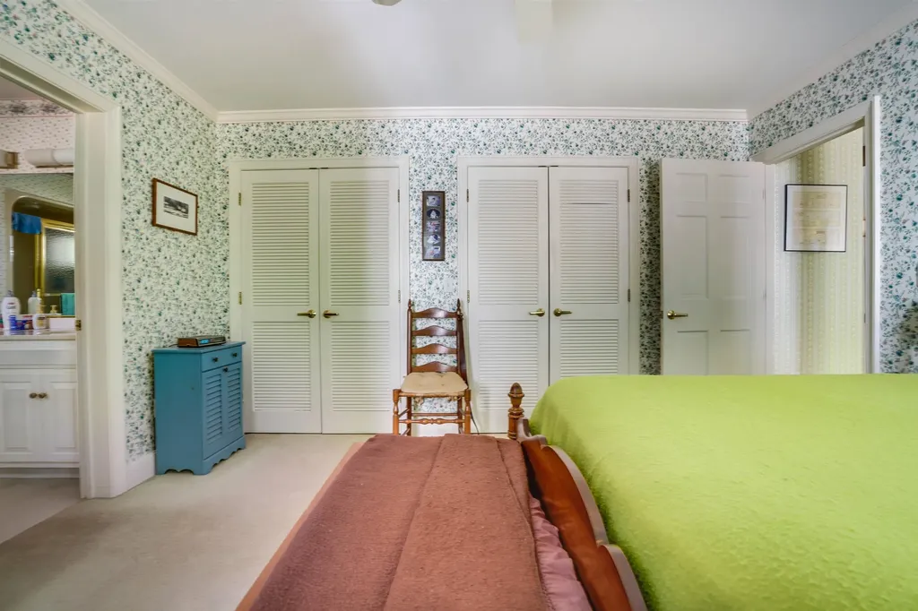 112 Mendums Landing Road Barrington NH 03825