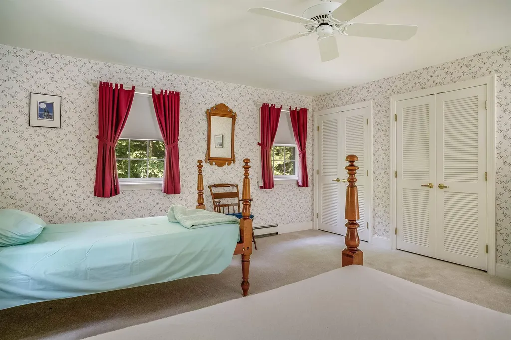 112 Mendums Landing Road Barrington NH 03825