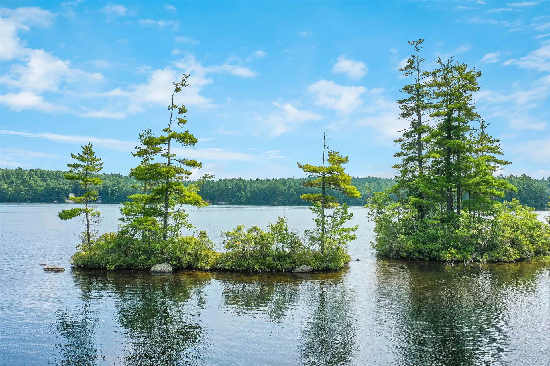 112 Mendums Landing Road Barrington NH 03825