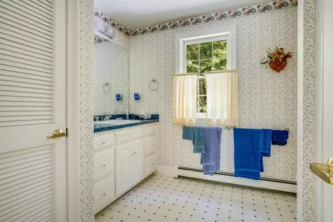 112 Mendums Landing Road Barrington NH 03825