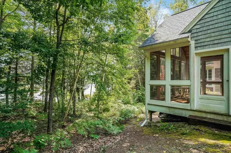 112 Mendums Landing Road Barrington NH 03825