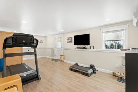 604 Elwyn Road Portsmouth NH 03801