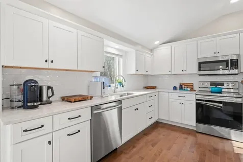 604 Elwyn Road Portsmouth NH 03801