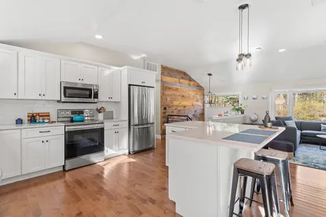 604 Elwyn Road Portsmouth NH 03801