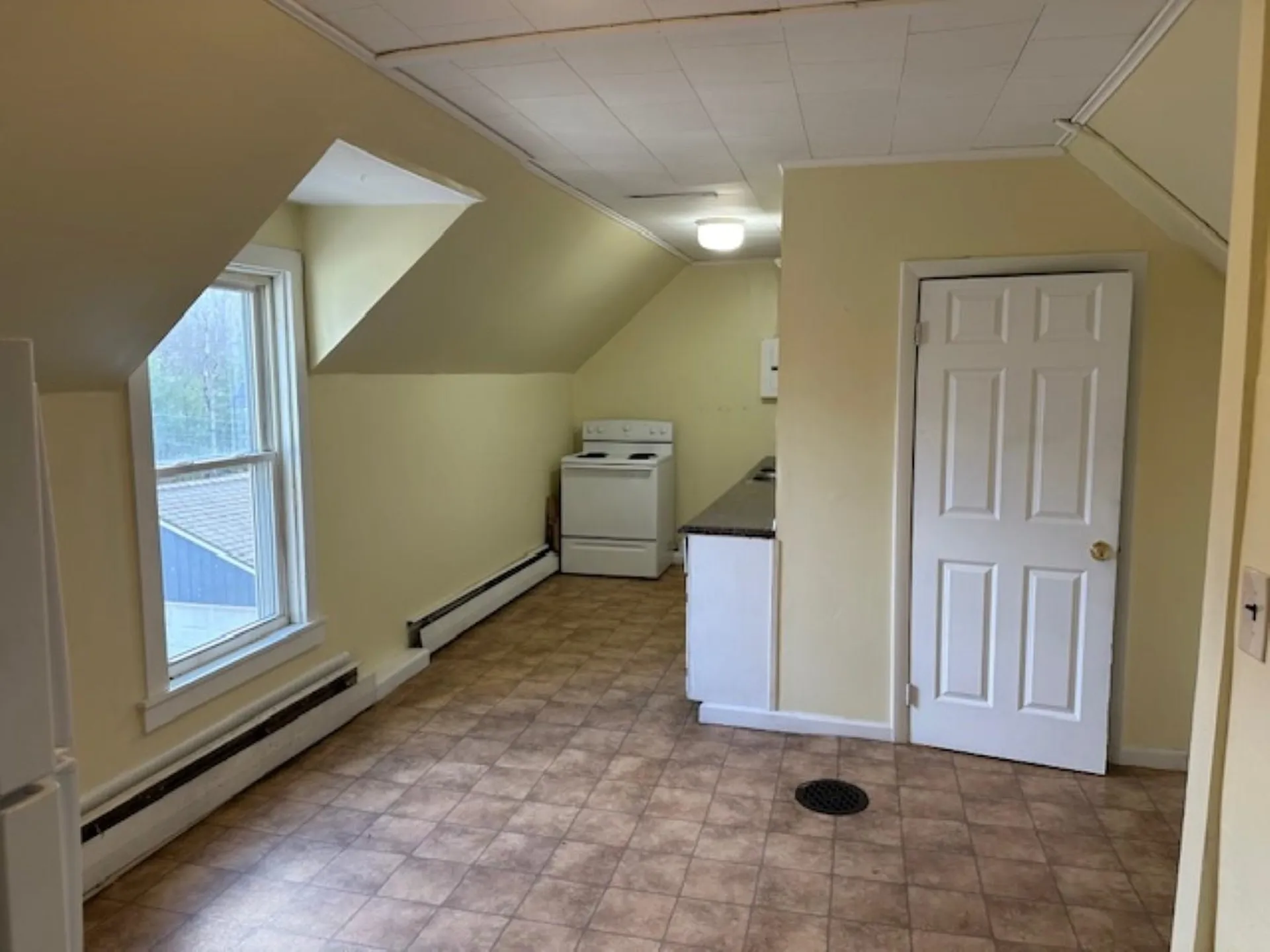 10 Russell Avenue Troy NH 03465