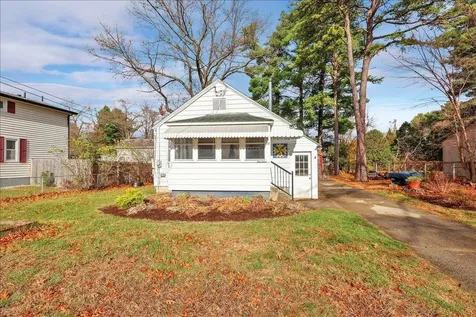 14 Elizabeth Street South Burlington VT 05403