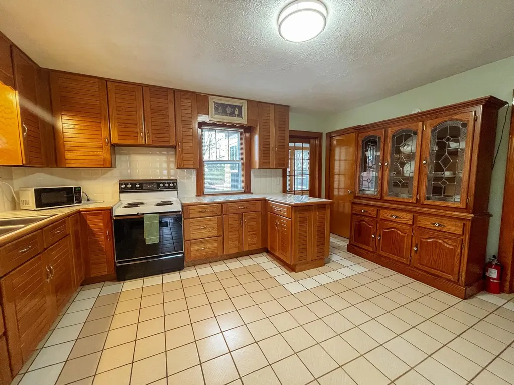 9 Gorge Road Colchester VT 05446