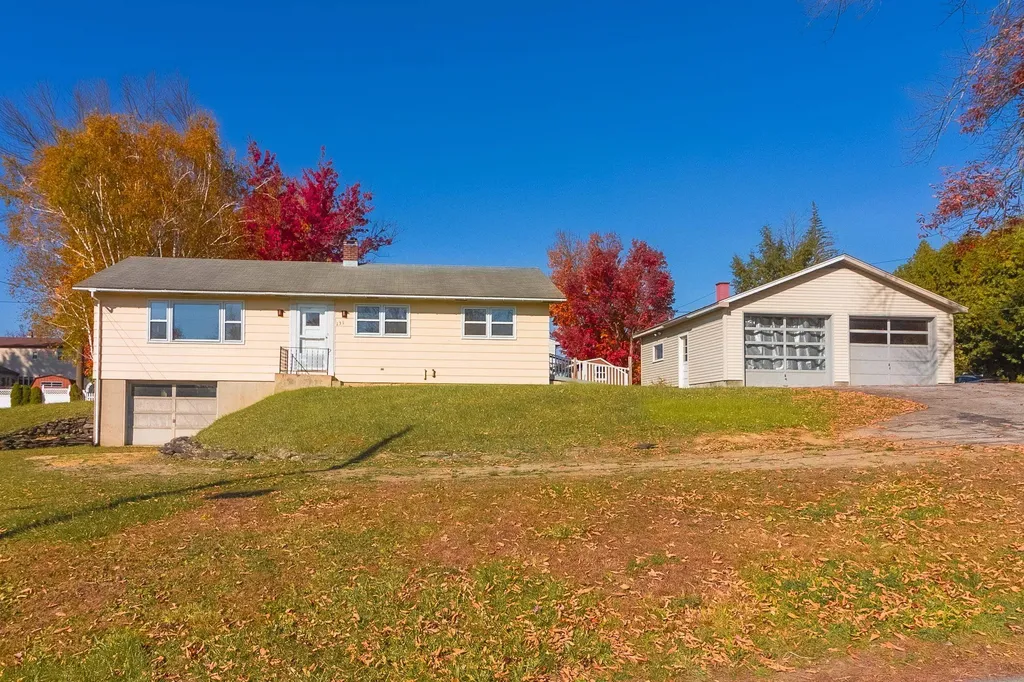 131 Curtis Avenue Rutland City VT 05701-4822