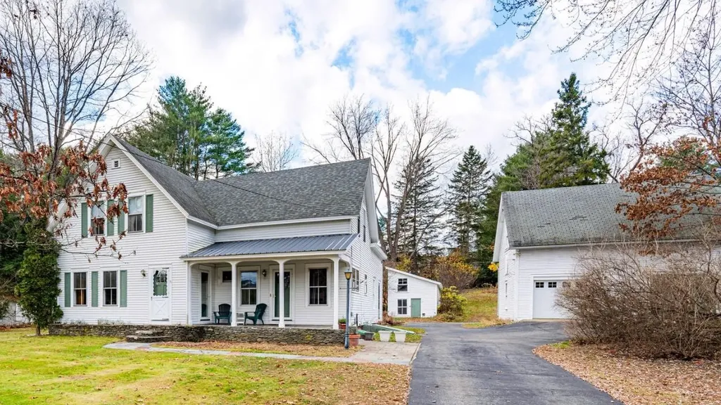 197 Ravenswood Terrace Hartford VT 05001