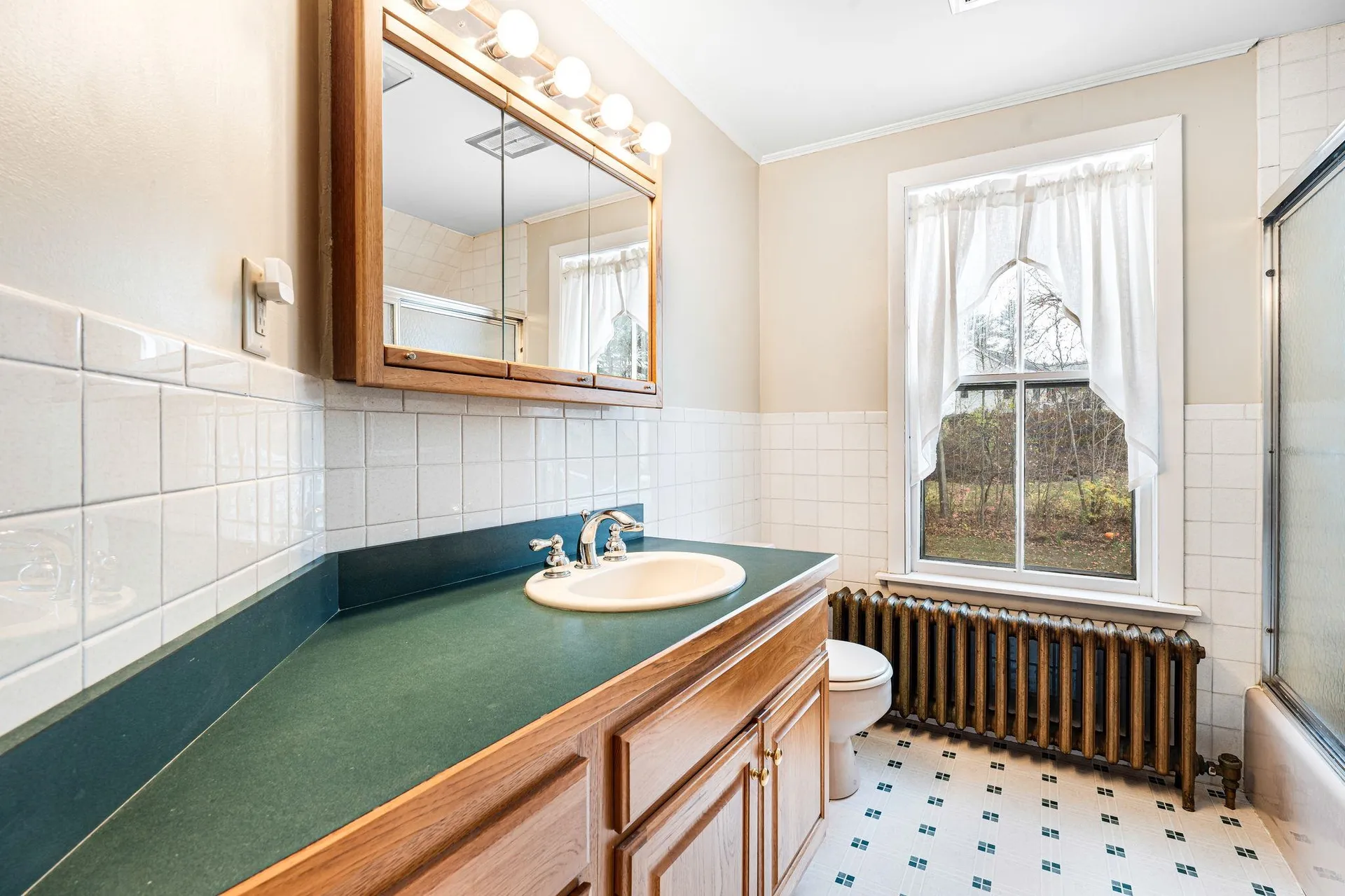 197 Ravenswood Terrace Hartford VT 05001