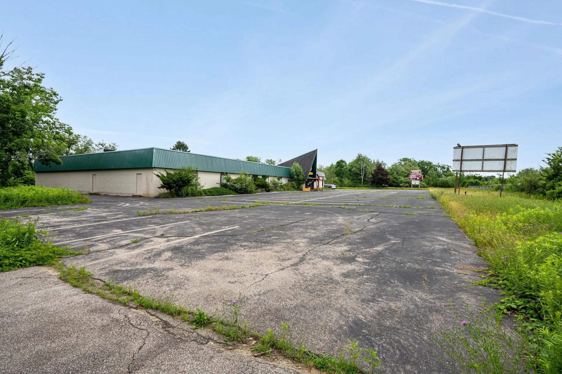 347 Shattuck Way Newington NH 03801