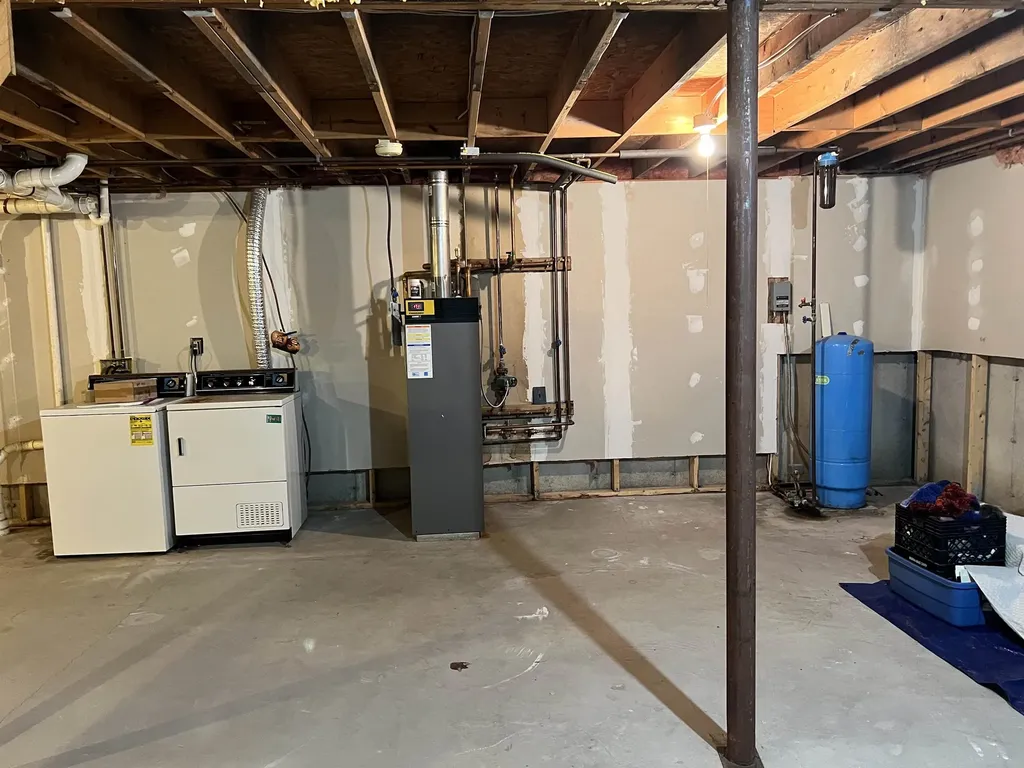 164 Etna Road Lebanon NH 03766