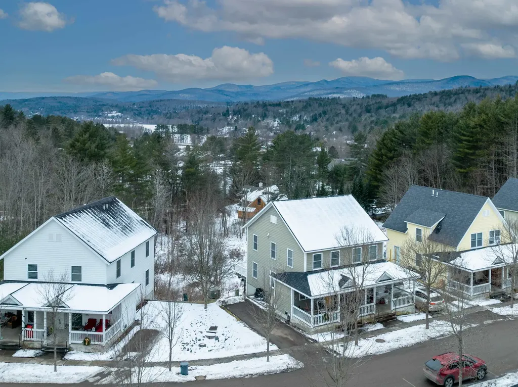 131 Sylvan Woods Drive Stowe VT 05672