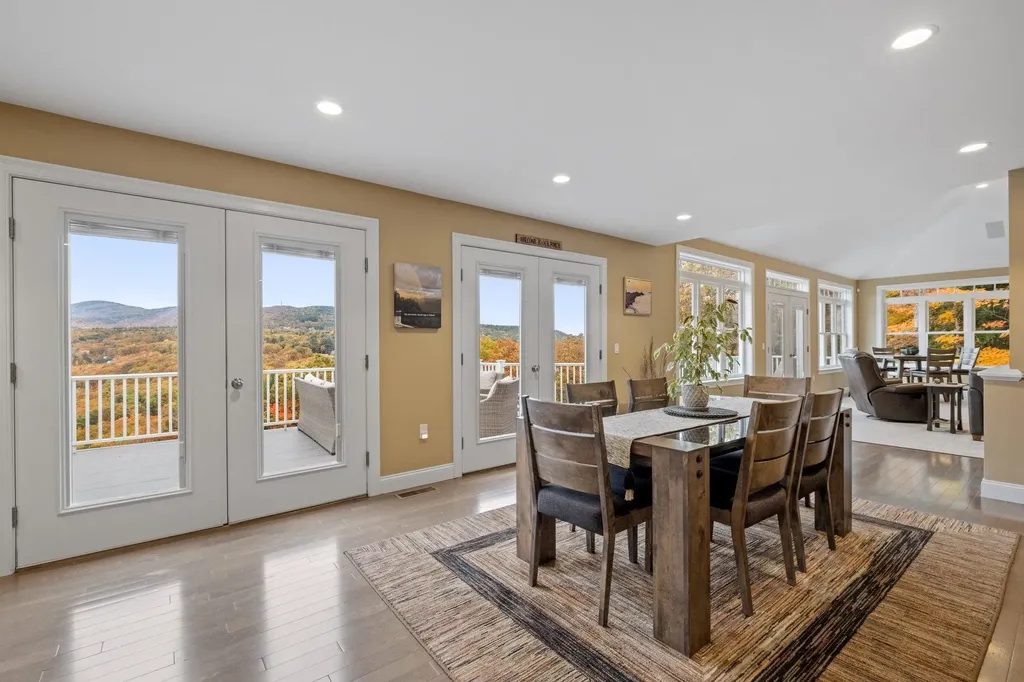 86 Sagamore Road Gilford NH 03249