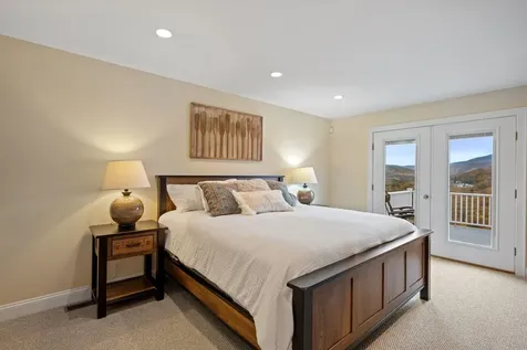 86 Sagamore Road Gilford NH 03249