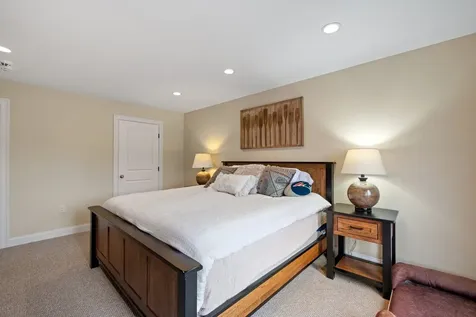 86 Sagamore Road Gilford NH 03249