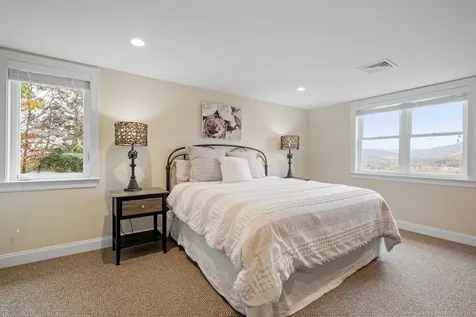 86 Sagamore Road Gilford NH 03249