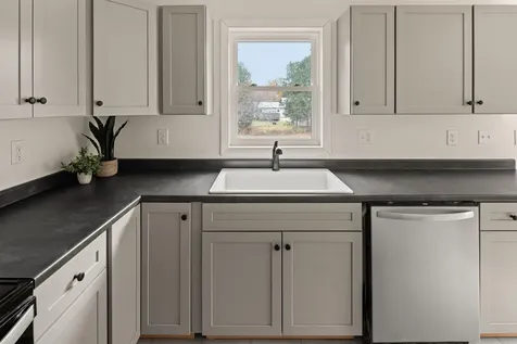 106 Lindale Drive Colchester VT 05446