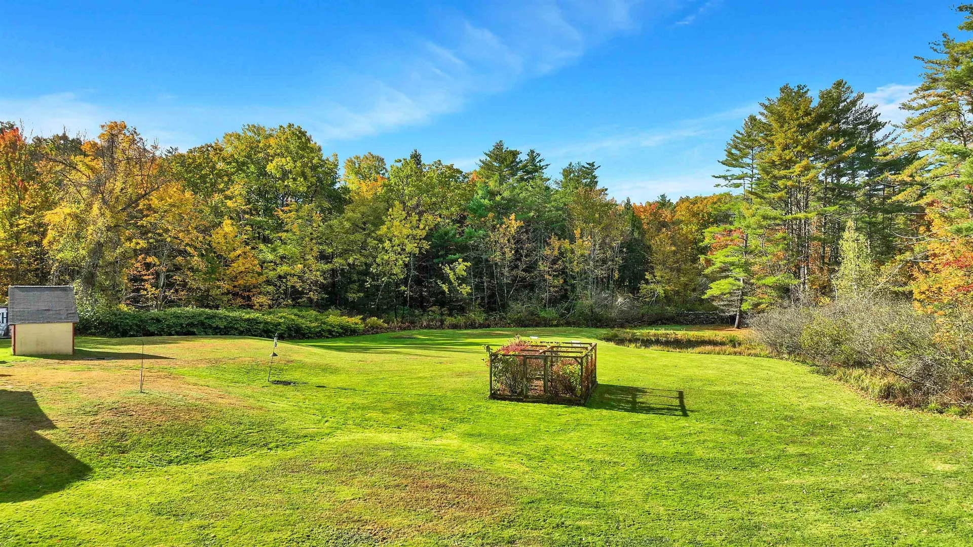 205 Montelona Road Goffstown NH 03045