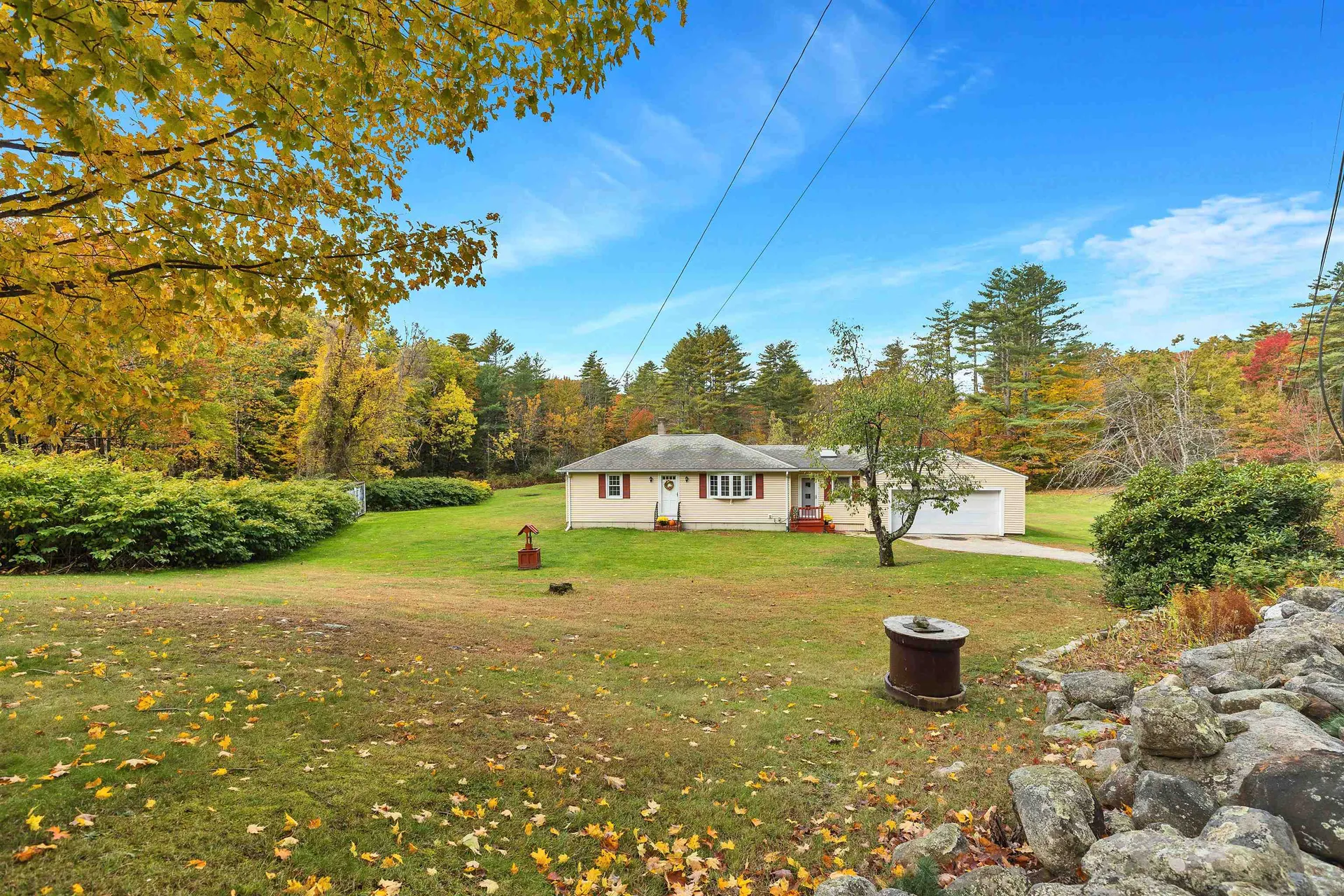 205 Montelona Road Goffstown NH 03045