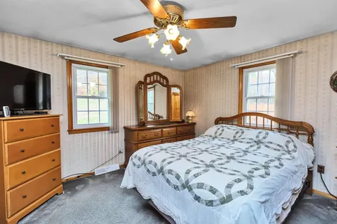 205 Montelona Road Goffstown NH 03045