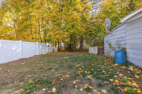 25 Mcduffee Street Rochester NH 03867