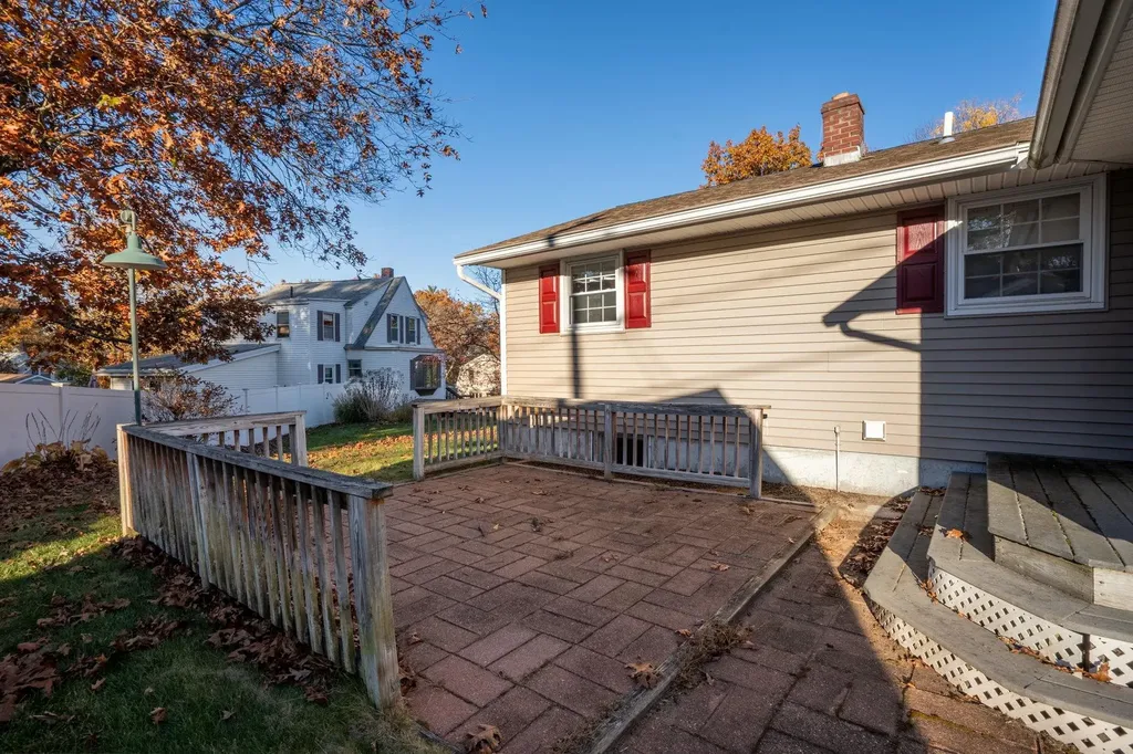 60 Hamburg Street Manchester NH 03102