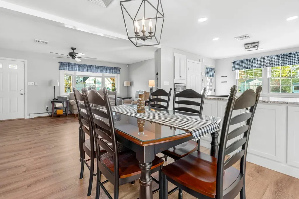 60 Hamburg Street Manchester NH 03102