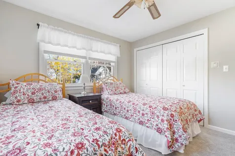 60 Hamburg Street Manchester NH 03102