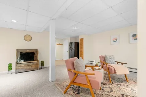 60 Hamburg Street Manchester NH 03102